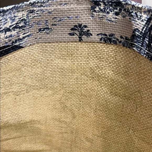 Dior Blue and Cream Tote Bag - Picture 4 of 6